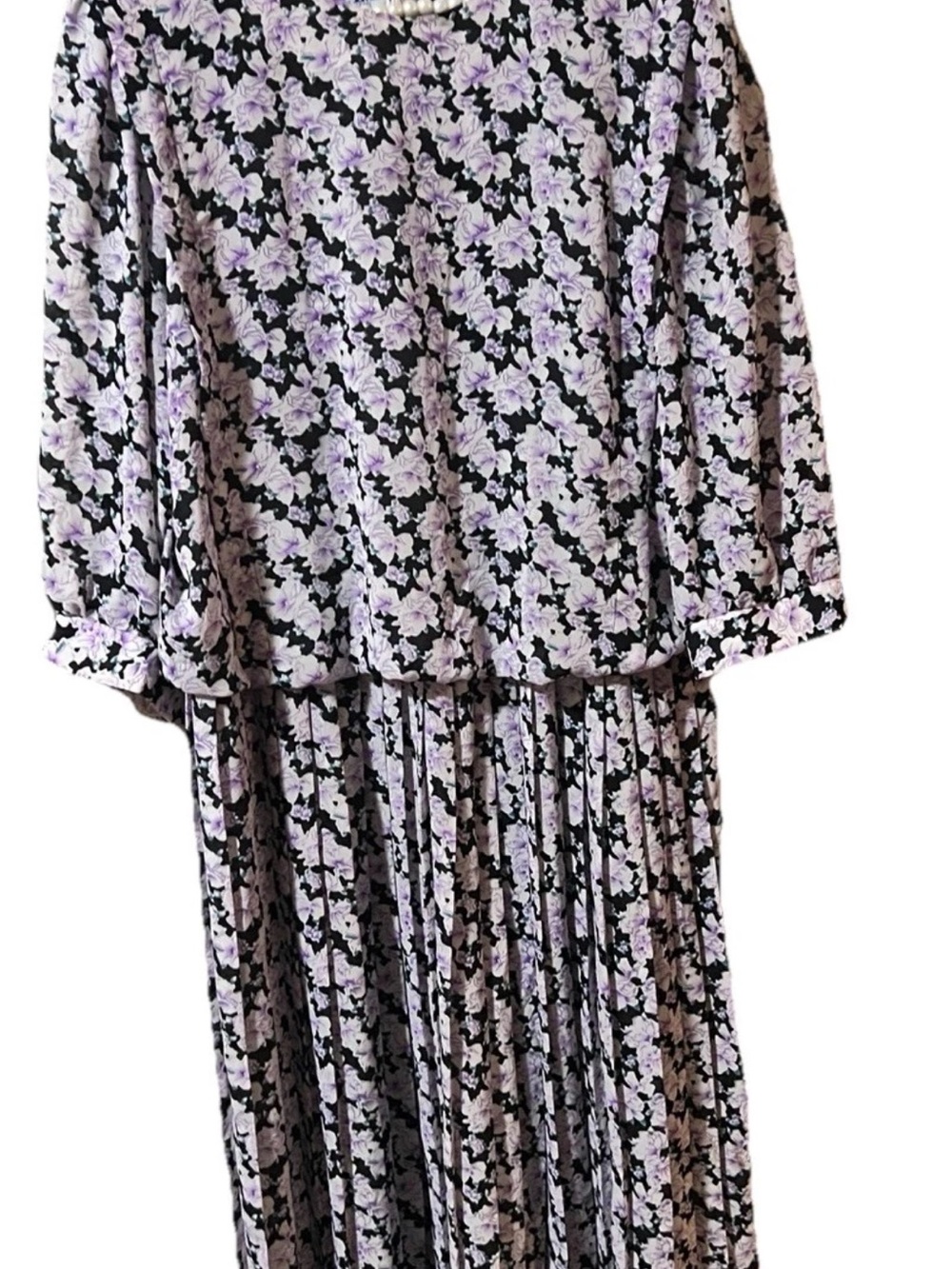 Vintage Floral Black and Lilac Long-Sleeve Pleated Maxi Dress SZ 16